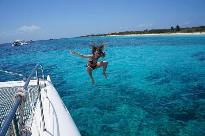Catalina Island - Snorkeling tour on a luxury catamaran - Quetzal’s Catalina day: a luxury cruise that stays sensible