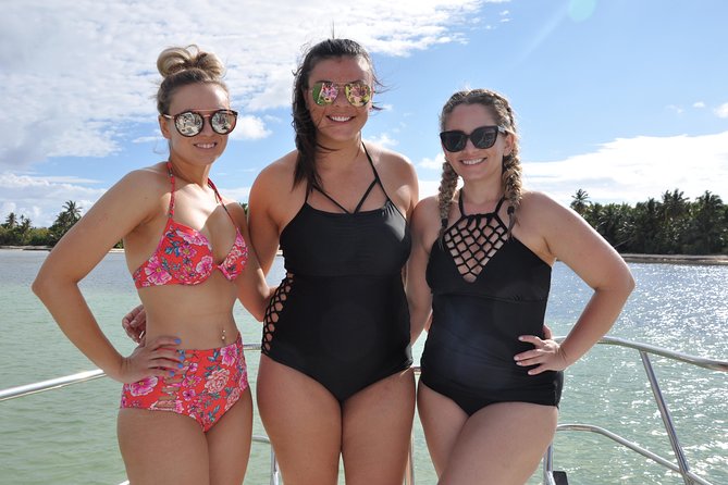 Catamaran Booze Cruise, Snorkeling & Punta Cana Coast View - Unlimited open bar and the onboard party: drinks, music, and pacing
