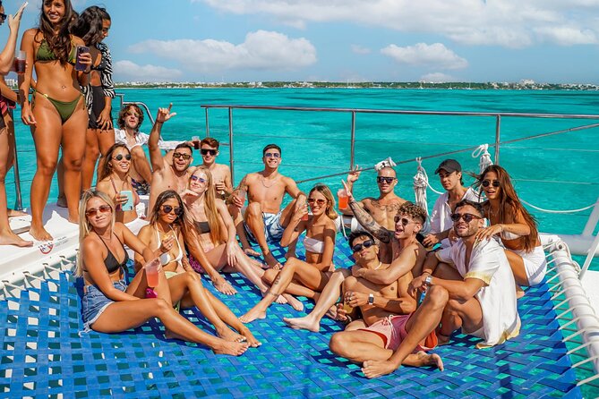 Catamaran Booze Party With Open Bar in Cancun - Playa Norte: Swimming Time With Party Energy