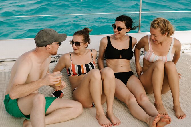 Catamaran Cancun to Isla mujeres Lunch OpenBar and Snorkeling - Isla Mujeres: Beach Scenery and the Instagram-Ready Walk