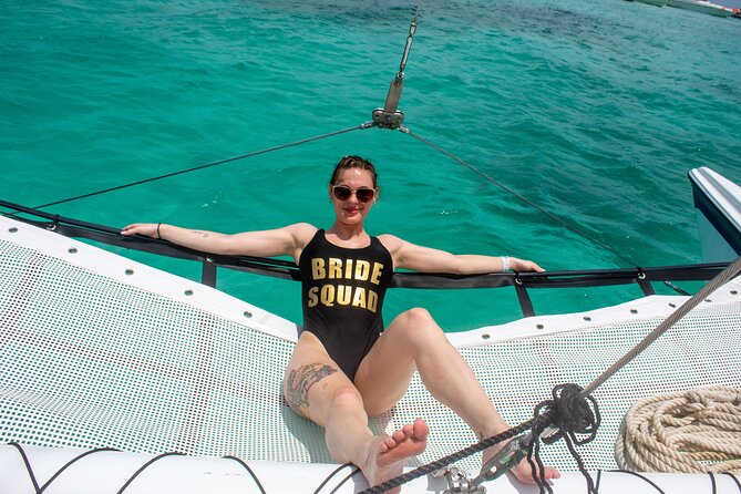 Catamaran Cancun to Isla mujeres Lunch OpenBar and Snorkeling - Lunch and Music at the Beach Club Part of the Day