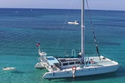Catamaran Cruise, Open Bar, Food and Snorkeling - Cruising West Bay: what the ride is really for