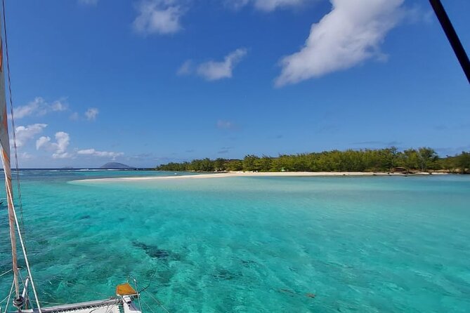 Catamaran Full-Day 3 island Northern Isles Cruise in Grand Baie - The three island stops you’ll actually remember