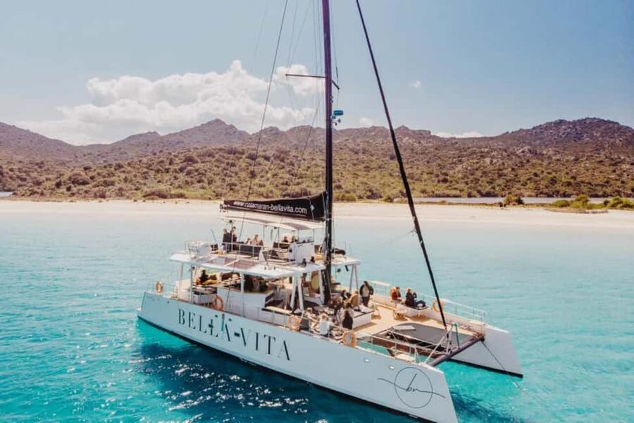 Catamaran half-day excursion - Who should book this half-day catamaran?