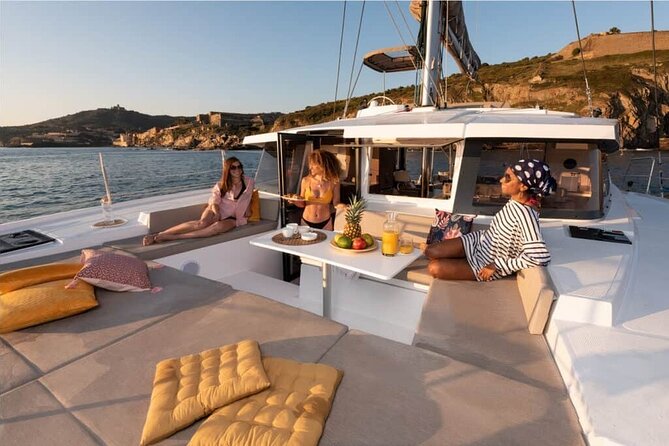 CATAMARAN Kleftiko Poliegos & Round of Milos Lunch with Openbar - The rope beach and the best view from the boat