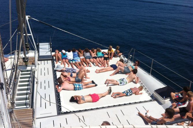 Catamaran ride -Costa Brava with barbecue and drinks. Familiar. - Sailing Along the Coast Toward Tossa: The Best Views on a Short Trip