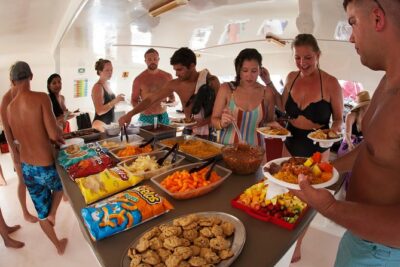 Catamaran Sailing & Snorkeling from Playas del Coco - Getting to the Start Point Near Playas del Coco