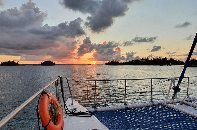 Catamaran Sunset Sail - Drinks and the Cash Bar: Simple Budgeting Tips