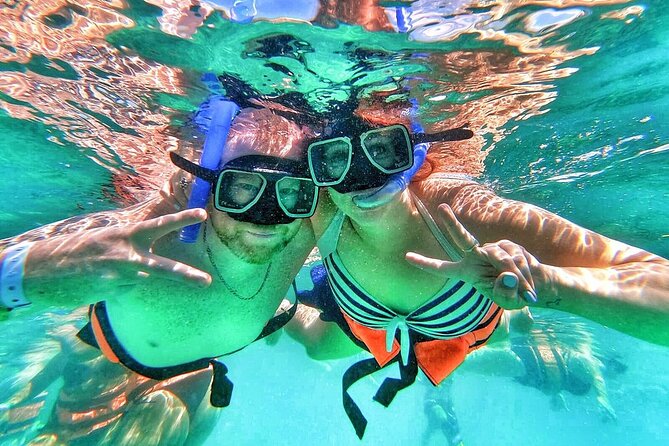 Catamaran with Snorkeling and North Beach, Isla Mujeres - Getting to Playa Tortugas: Quick Check-In and a 10:00 Start