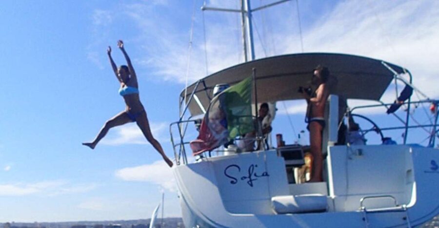Catania: Coastline Sailing Trip with Aperitif and Prosecco - The 3-hour rhythm: safety, sailing, aperitif, and back