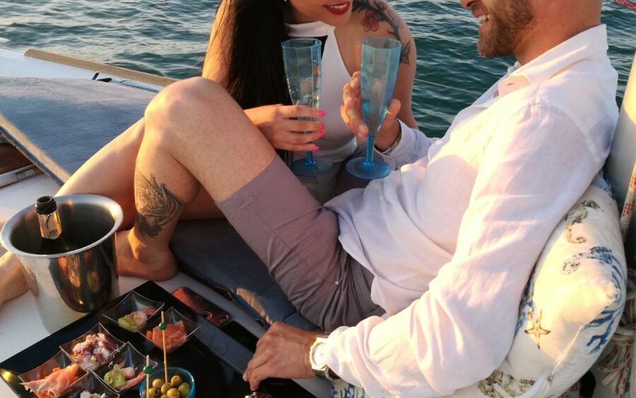 Catania: Guided Sunset Sailing Trip with Aperitif & Prosecco - Aperitif Time: Locally Prepared Appetizers Done the Simple Way