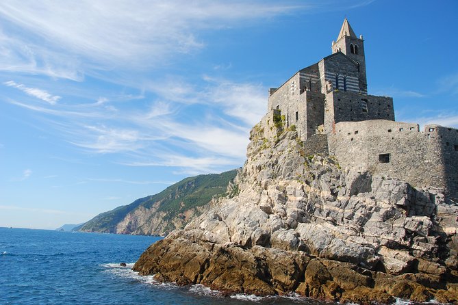 Cinque Terre Sailing Day Trip from La Spezia - Crew Style and the Real Sailing Experience (Wind, Sails, and Safety)