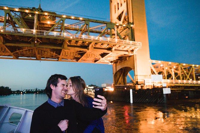 City Cruises Sacramento: Rock the Yacht Cocktail Cruise 21+ - Weather, Smoking, and Smart-Casual Prep