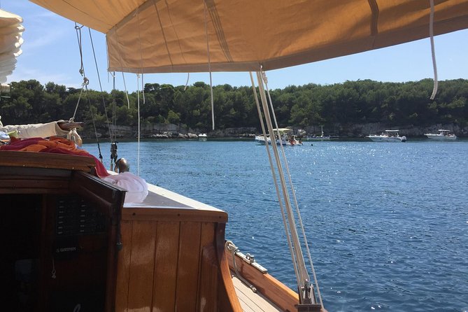 Classic Yacht Sailing in Cannes - Île Sainte-Marguerite: swim time with snorkel gear