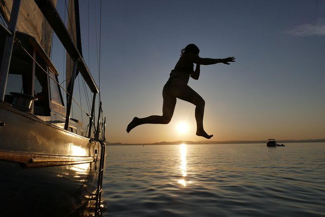 Classical Sailing - Māori Rock Carvings -Taupo Sailing Adventures - Stop 1: Lake Taupō Views That Don’t Feel Rushed
