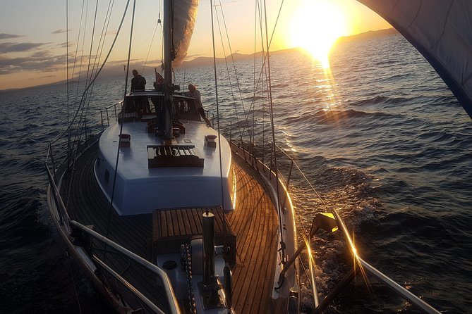 Classical Sailing - Māori Rock Carvings -Taupo Sailing Adventures - The Swim Stop: Your Best Chance to Enjoy the Lake for Real