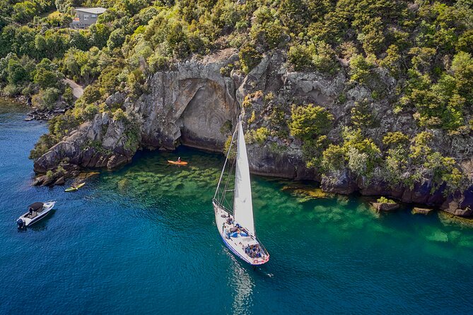 Classical Sailing - Māori Rock Carvings -Taupo Sailing Adventures - Two Hours on Lake Taupō: The Pace That Actually Feels Relaxing