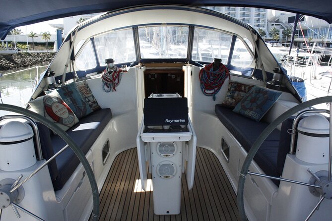 Coastal Tour on a Luxury Sailing Yacht From Vilamoura - What’s Actually Included (and What Isn’t)
