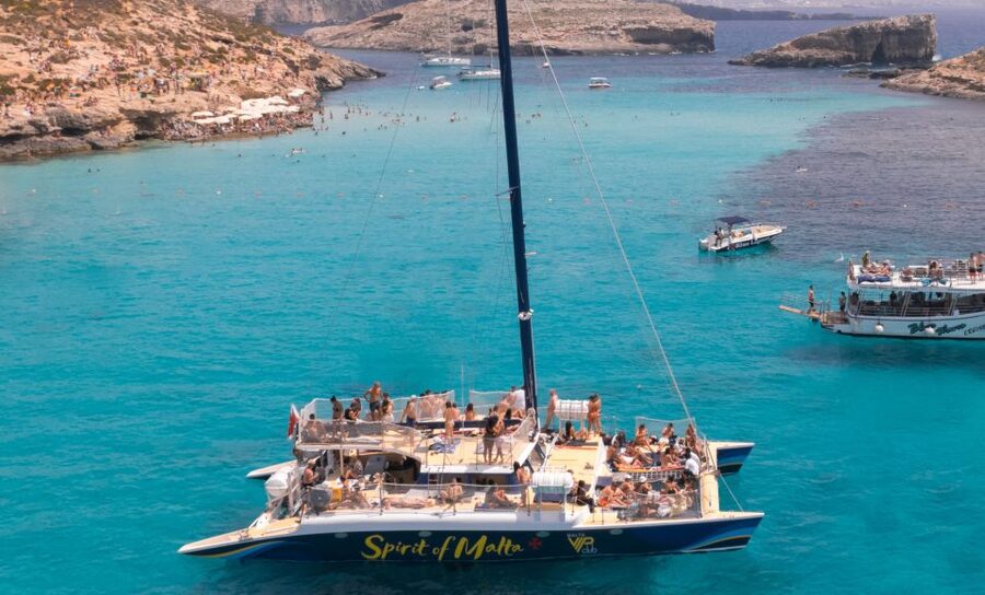 Comino: Blue Lagoon Catamaran Cruise with Lunch and Open Bar - Comino’s Blue Lagoon: why arriving by boat changes everything