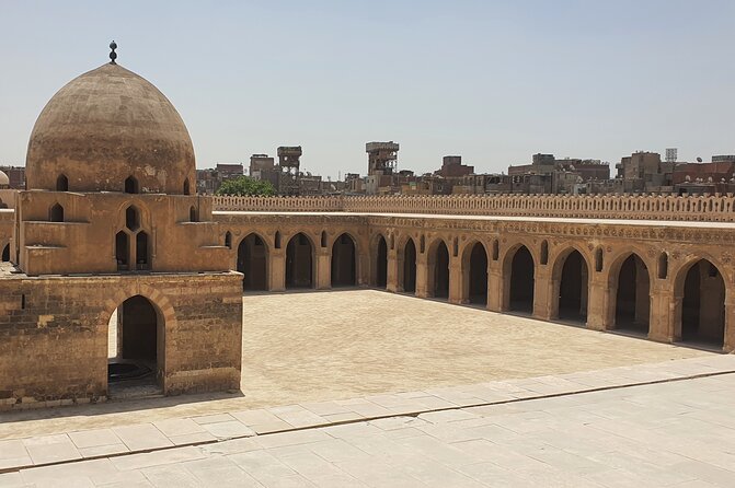 Coptic Cairo, Mosques , sailing on Nile and Bazaar Private Tour with Lunch - Al-Hakim Mosque and Refaai Mosque: Islamic art you can see up close