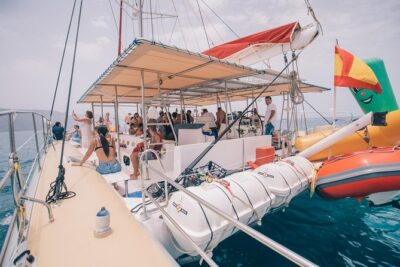 Day Sail to La Graciosa - The onboard setup: champagne toast, lunch, and the open bar