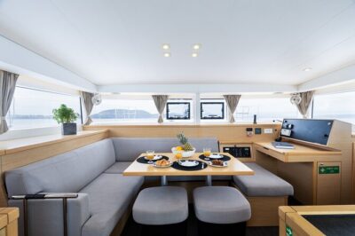 Deluxe Private Boats - 40 ft Catamaran - North vs South Cozumel: How the Captain Chooses the Best Day