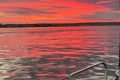 Deluxe Sunset & Day Sail Small Group - Small-Group Sailing With a Cap of 6: Better Photos, Better Flow