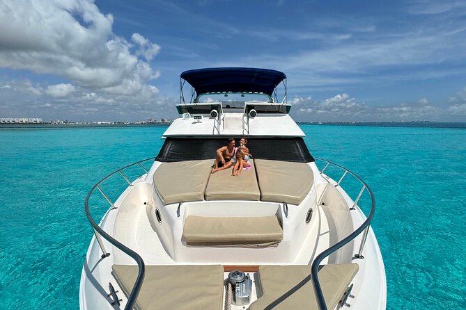Deluxe Yacht 48FT with FlyBrige Rental in Cancun - Key Things That Make This Yacht Charter Worth It