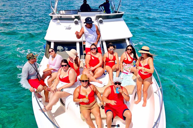 Deluxe Yacht 48FT with FlyBrige Rental in Cancun - Cancun From The Flybridge: What You’re Really Buying