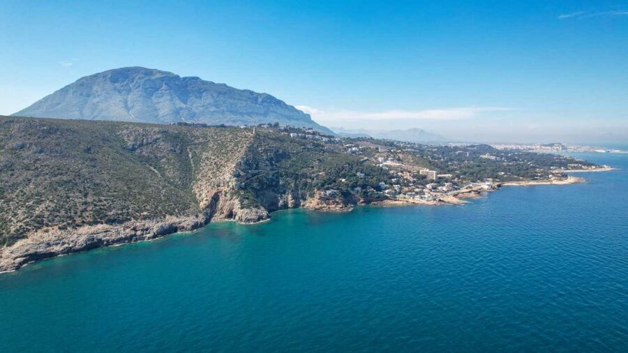 Dénia & Jávea: Portixol Sailing Catamaran Excursion with BBQ - Deck Time: Shade, Seating, and Why Boat Layout Changes Everything