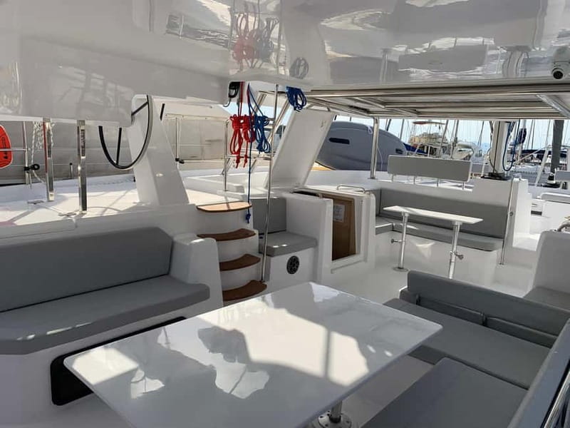 Departure from BRUSC: Half-day catamaran cruise - Sails up around Embiez: what you’re really paying for