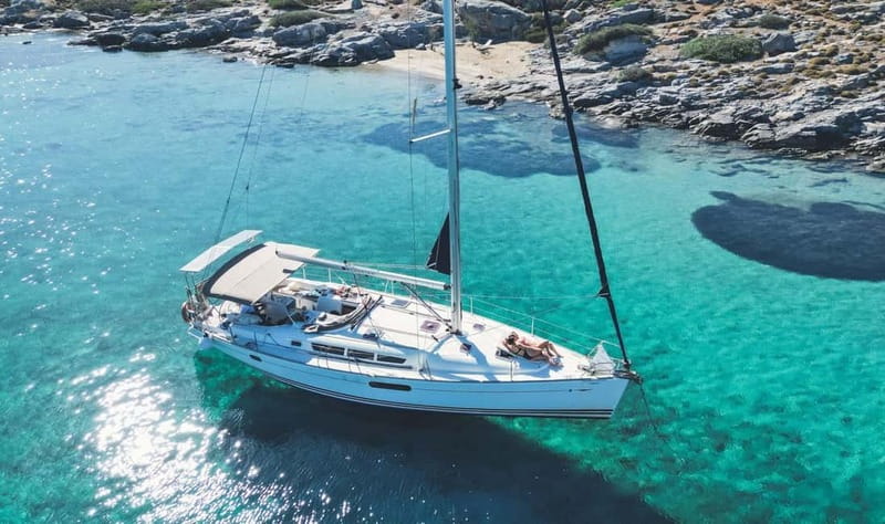 Dia Sailing Cruise With All-inclusive Meal And Drinks - Inside the Dia Island Stop: Coves, Photo Time, and Marine Life Viewing