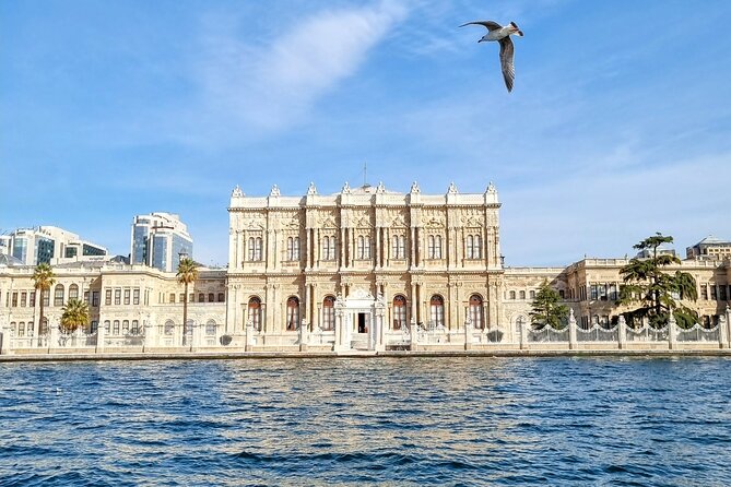 Dolmabahçe Palace and Sunset Tour on Luxury Yacht - Fatih Sultan Mehmet Bridge, Anadolu Hisarı, and the Ottoman-to-Modern Contrast