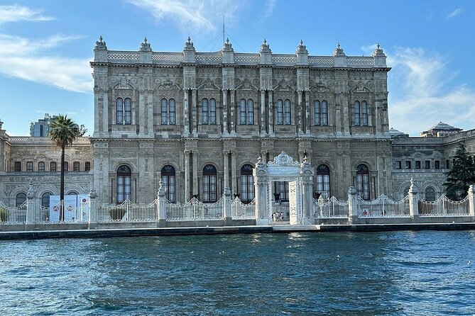 Dolmabahçe Palace and Sunset Tour on Luxury Yacht - Küçüksu Palace and Beylerbeyi Palace: Summer Retreats with Big-Deal Names