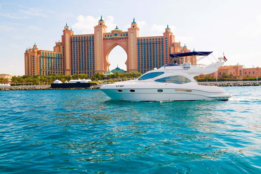 Dubai: Atlantis and Burj Al Arab Cruise on Luxury Yacht - A private yacht cruise from Dubai Marina: what you’re really buying