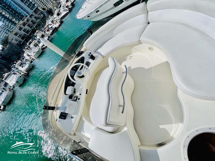 Dubai: Azimut 42 Feet Private Luxury Yacht Cruise - Price and value: $160 per group is a real deal if you plan smart