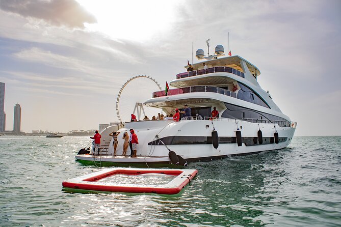 Dubai Harbour Super Yacht Experience with gourmet & Drinks - What to wear and bring: slippers, motion, and comfort