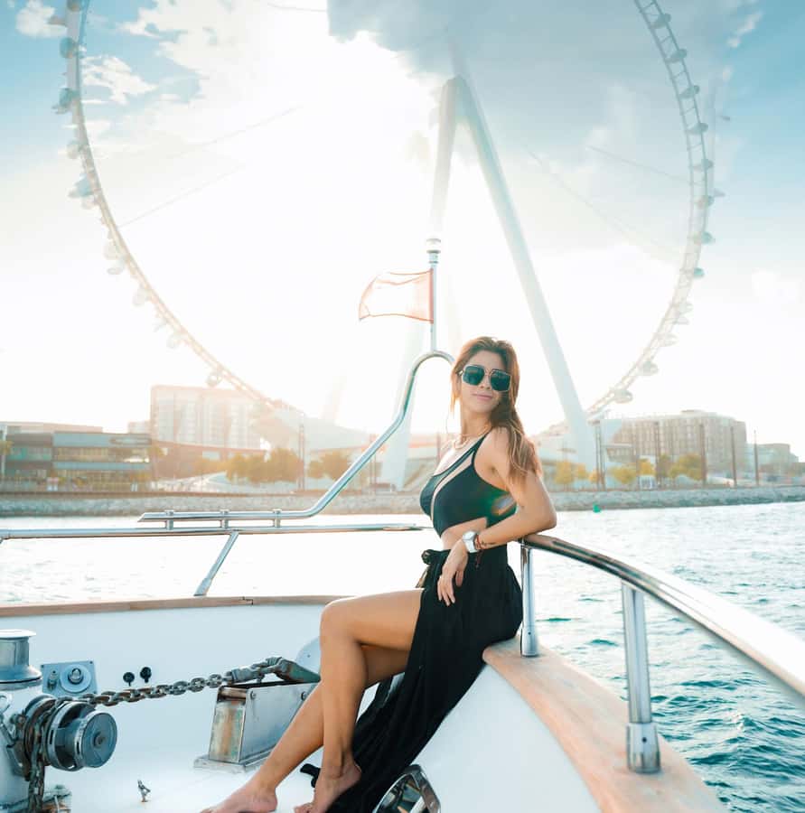 Dubai: Instagrammable Yacht Tour with Drinks & Ain/JBR Views - Quick Hits Before You Go