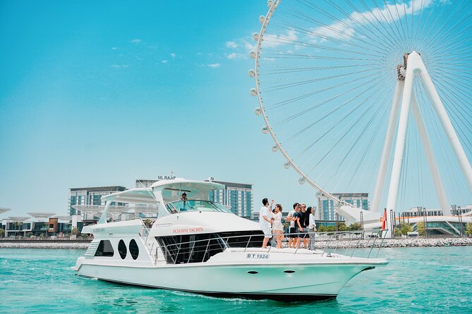 Dubai Marina 1hr Yacht tour with Drinks - Key things to know before you go