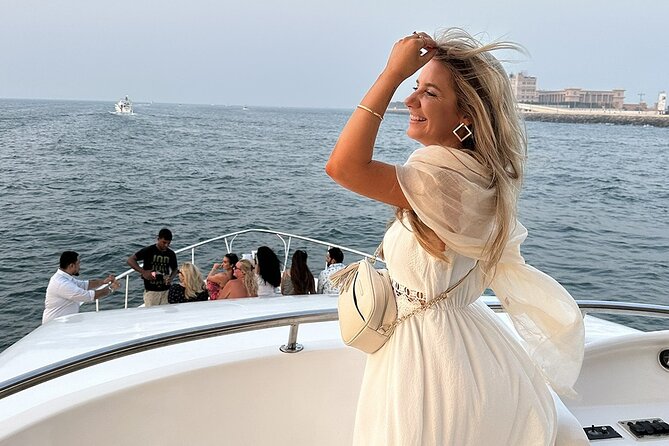 Dubai Marina 2 Hour Sunset Yacht Tour with Alcoholic Drinks - FAQ