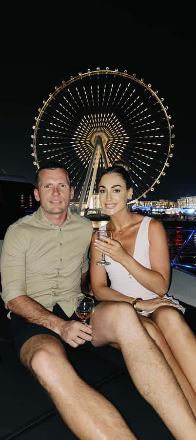 Dubai Marina luxury Yacht Tour: AinDubai,JBR &Harbour(1Hour) - Guides and photos: helpful energy, quick moments