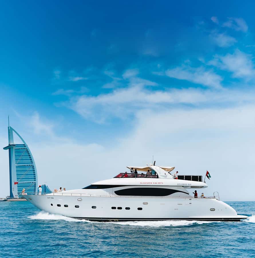 Dubai Marina: Luxury Yacht Tour with Breakfast or BBQ Option - The Route: Dubai Marina to Burj Al Arab (and What You Can Catch)