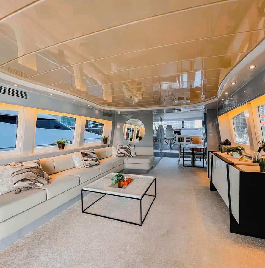 Dubai Marina: Luxury Yacht Tour with Breakfast or BBQ Option - Who Should Book This (and Who Might Skip It)