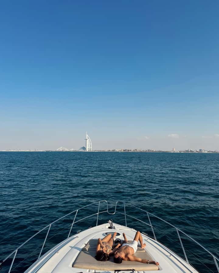 Dubai: Palm Jumeirah luxury private yacht Tour - The Onboard Extras That Make the Ride Feel Thoughtful