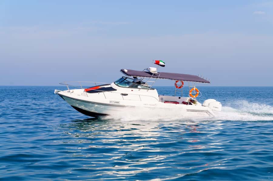 Dubai: Private Coastline Landmarks Mini-Yacht Tour - Key things that make this mini-yacht tour worth your time