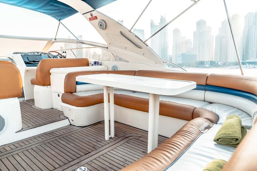 Dubai: Private Luxury Everest Yacht Cruise from Dubai Marina - Key things that make this yacht cruise worth it