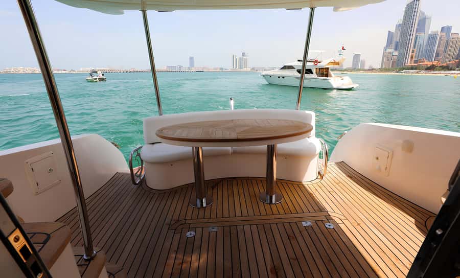 Dubai: Private Yacht Tour Experience with Soft Drinks - The biggest logistics to plan: meeting point, no pickup, and Dubai Harbor timing