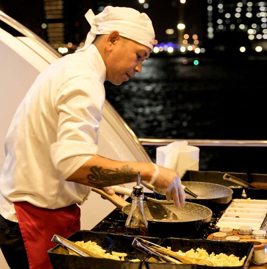 Dubai: Superyacht Experience with Party & Live DJ - Crew service: the names people remember and the kind of help you’ll get