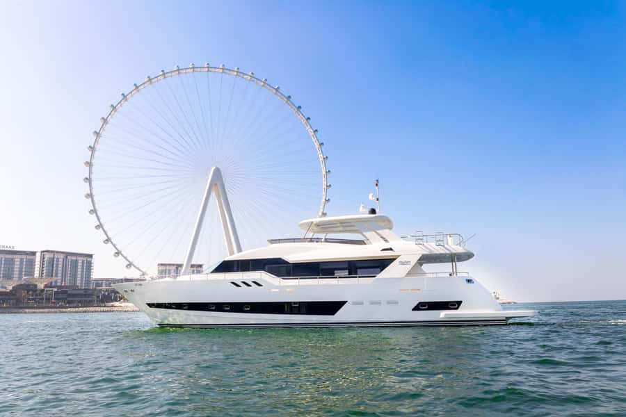 Dubai: The Luxury Yacht Tour with Live BBQ Option - The onboard experience: comfort, rules, and what the virtual guide does
