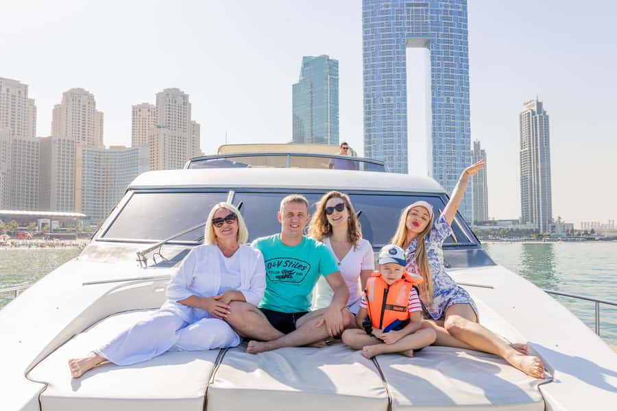Dubai: The Luxury Yacht Tour with Live BBQ Option - What you’ll see from the water: Dubai’s big landmarks, in cruising order
